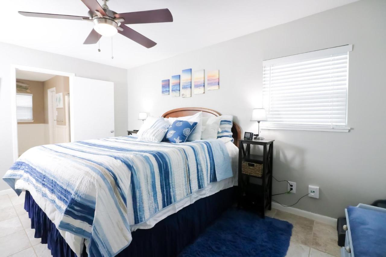 Sunny Daze Walk To Beach 2 Decks Pet Friendly Has A Mini Bar 加尔维斯敦 外观 照片