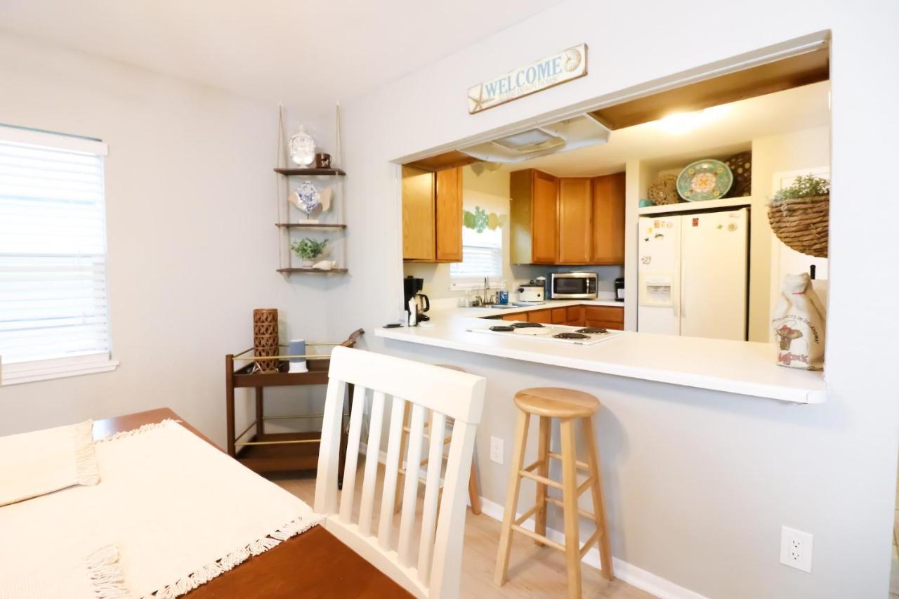 Sunny Daze Walk To Beach 2 Decks Pet Friendly Has A Mini Bar 加尔维斯敦 外观 照片