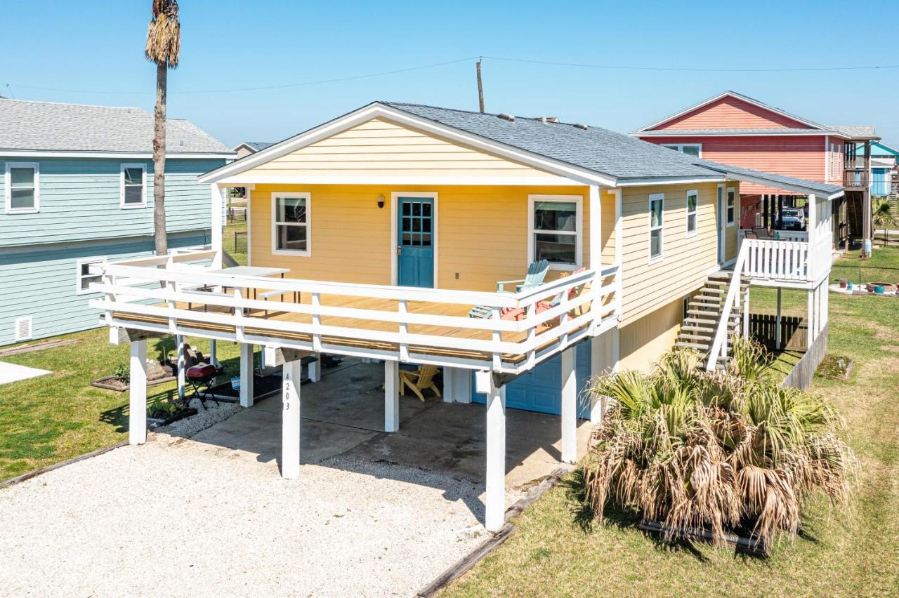 Sunny Daze Walk To Beach 2 Decks Pet Friendly Has A Mini Bar 加尔维斯敦 外观 照片